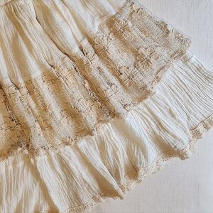 Elegant Cream Lace Women's Skirt